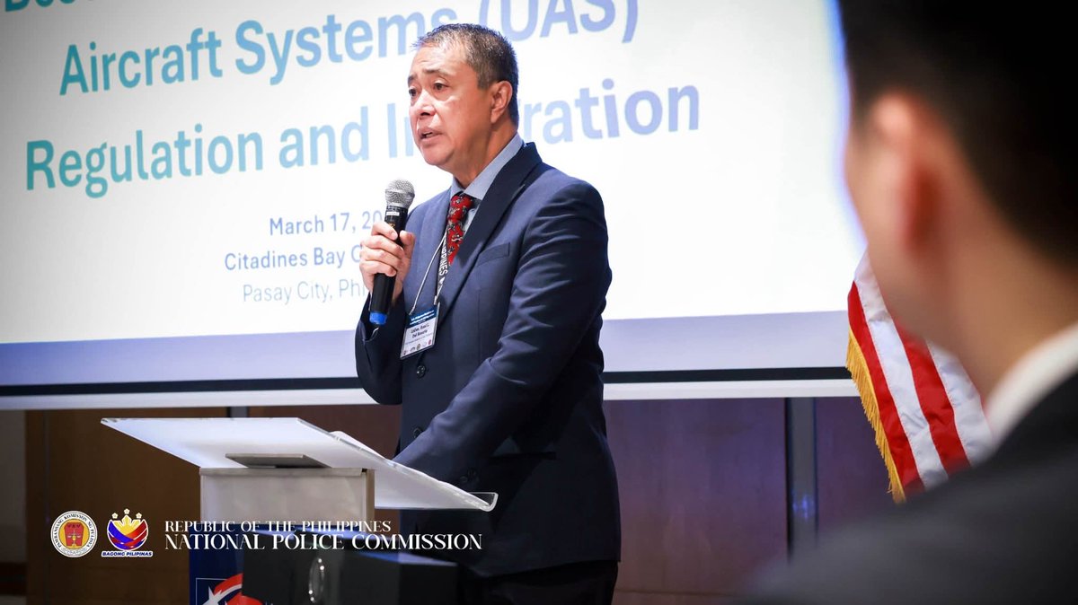 NAPOLCOM tweet media