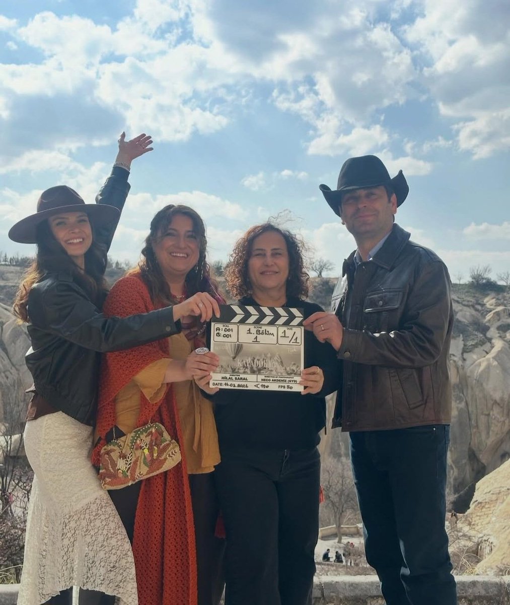 HILAL NO PALCO MONTADO PELO PÚBLICO VOCÊ NUNCA SAIU DO PRIMEIRO LUGAR
Os sorrisos dos meus 🥹