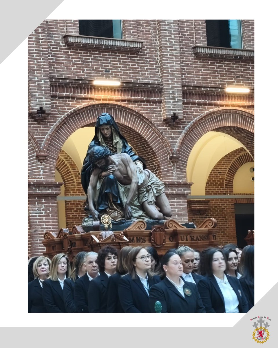 Semana Santa León tweet media