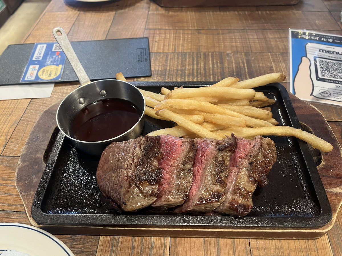 hiro926ss's tweet photo. 名古屋で肉を喰らう🍖🍖🍖

#名古屋グルメ https://t.co/vezFaaH1Dr