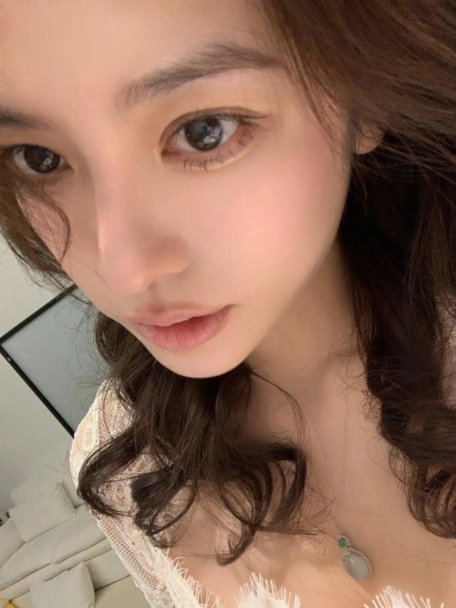 grethrem tweet media