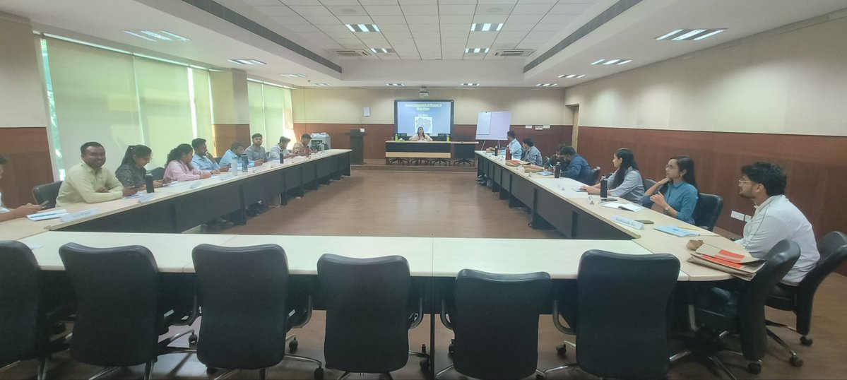 Manvi Sharma tweet media