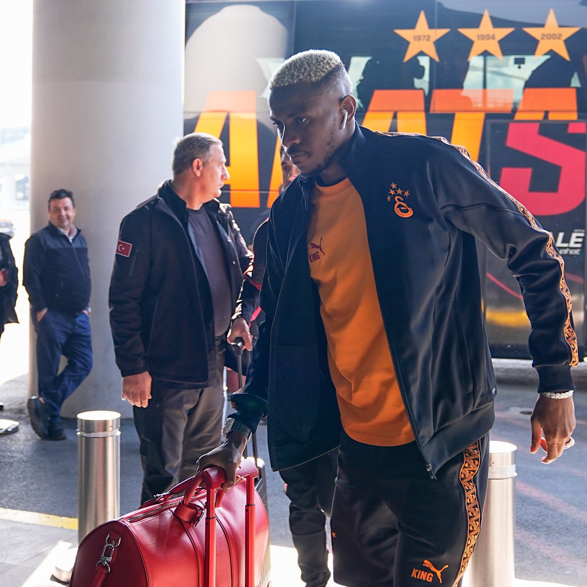 Dosta güven düşmana korku Victor Osimhen 🔥
