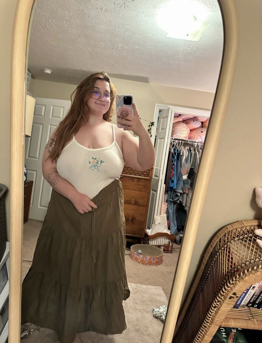 fae valentine ♡ tweet media