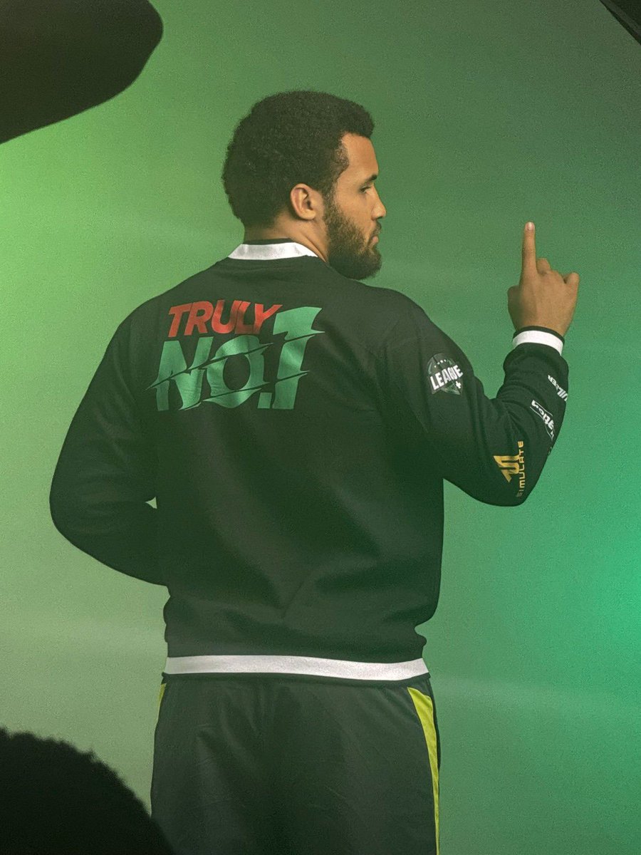 BIG PUNTS ✝️ tweet media