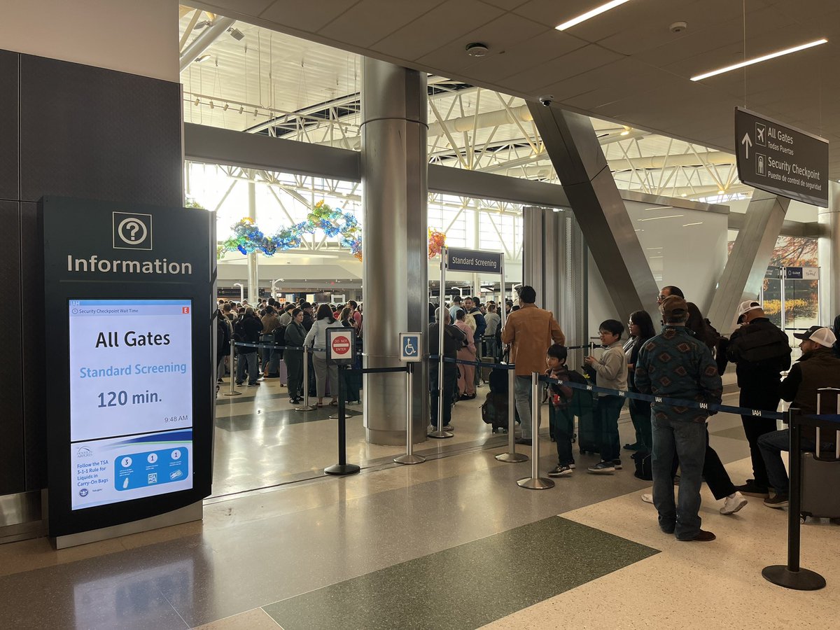 Bush Airport tweet media