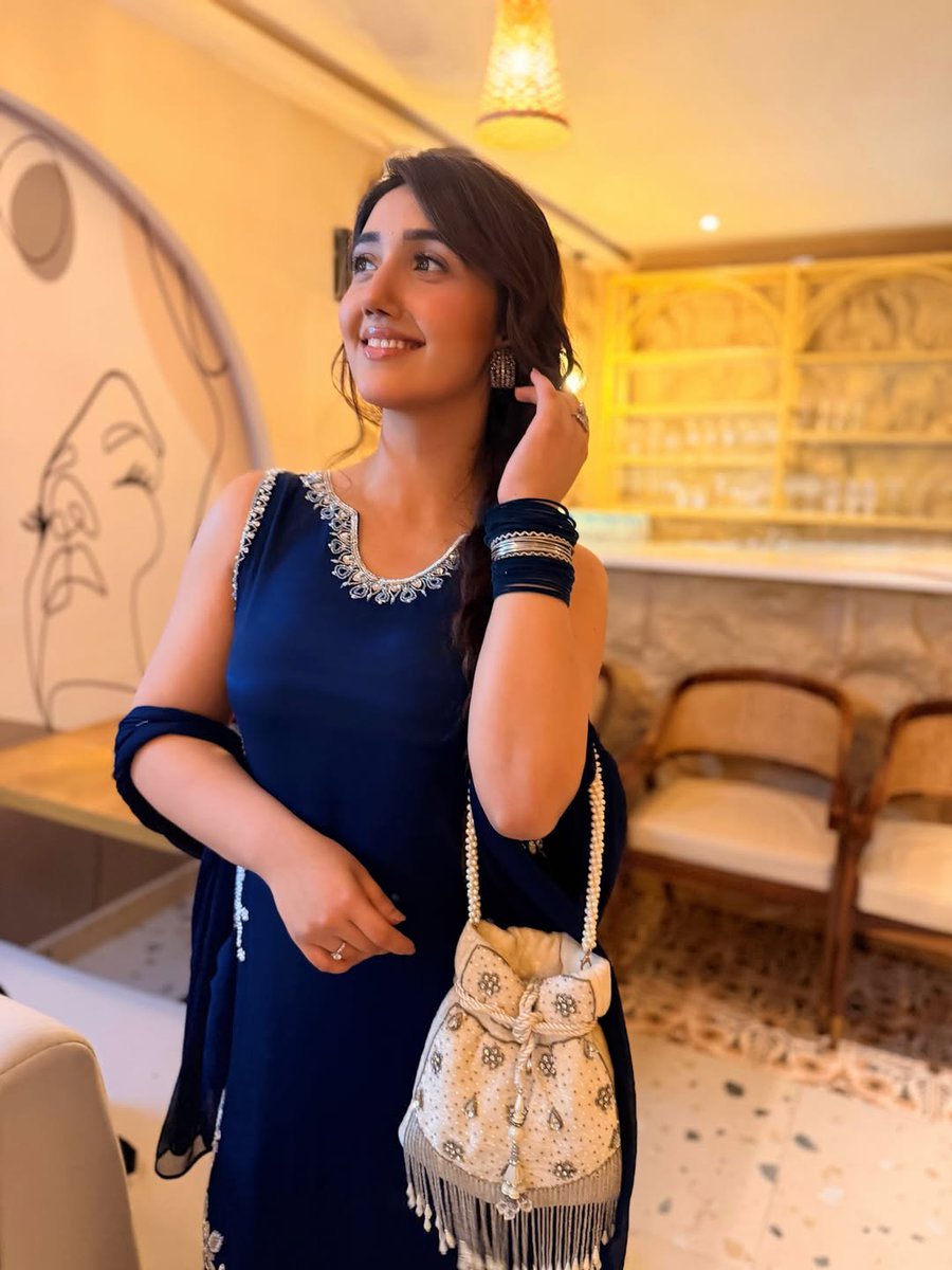 Actresswoods tweet media