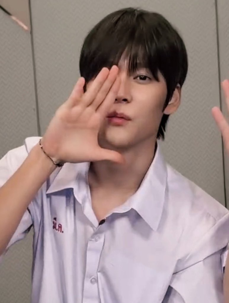 เจนนิเฟ่อ tweet media