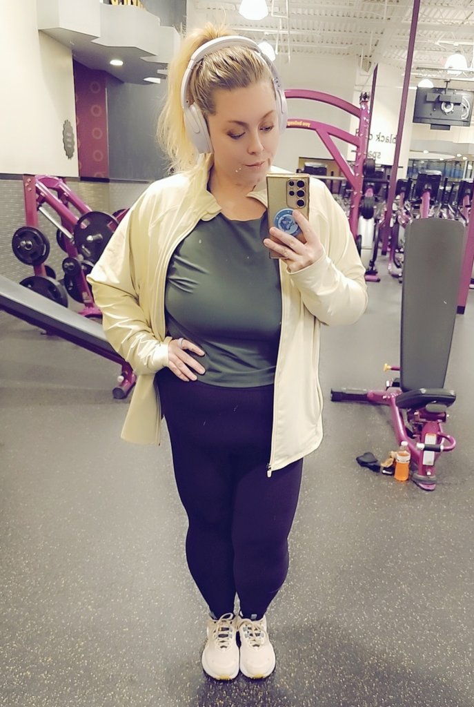 ☆ Alexx Knightly ☆ tweet media