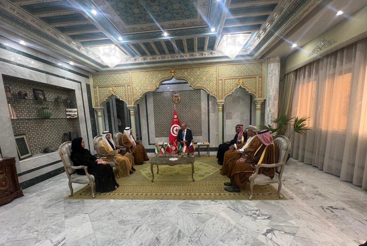 سفارة قطر - تونس tweet media