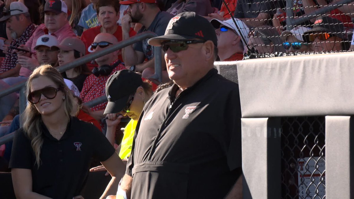 A David Collier tweet media