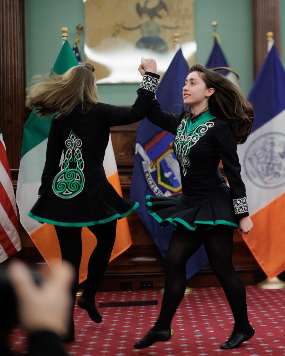 NY Laughs tweet media