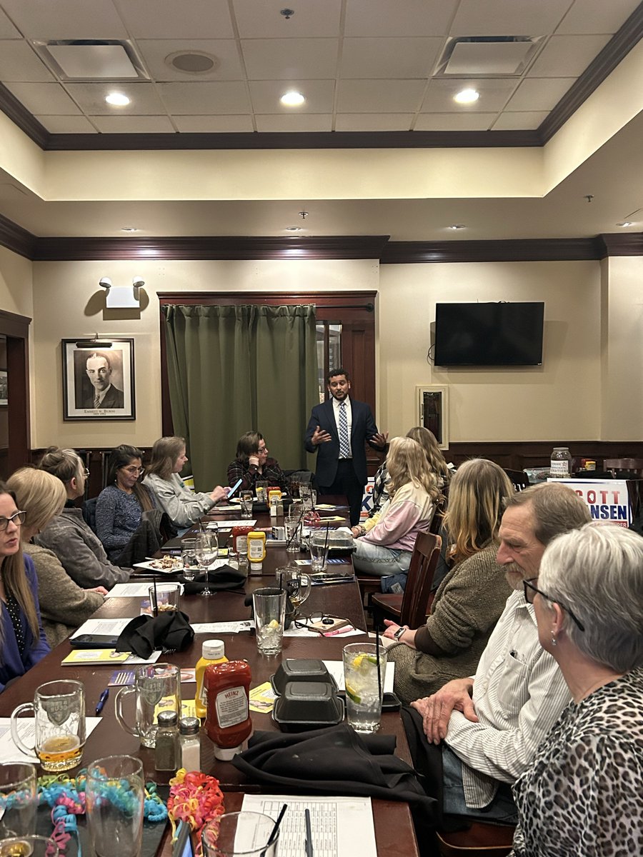 Junaid For Congress (IL-08) tweet media