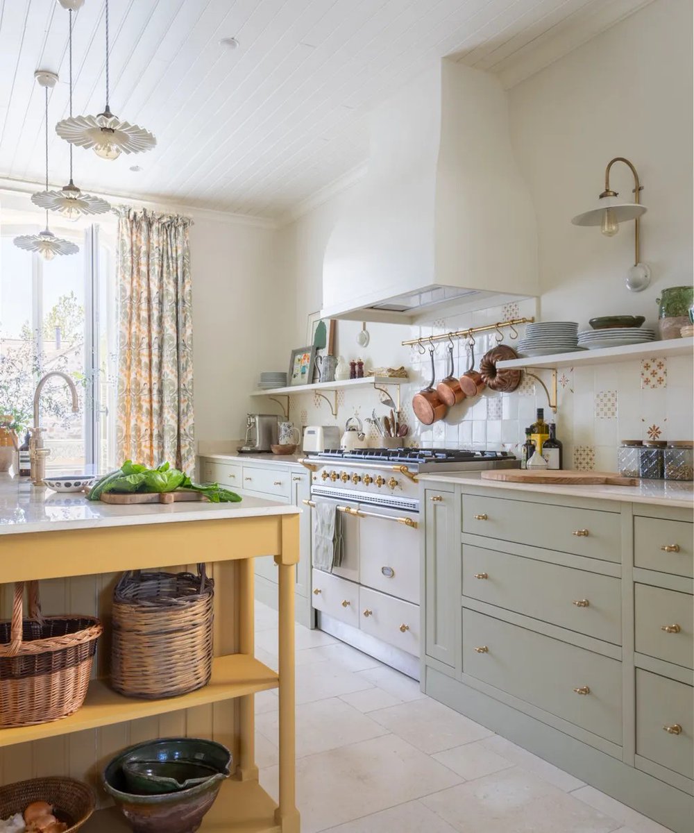 Jim Hicks tweet media