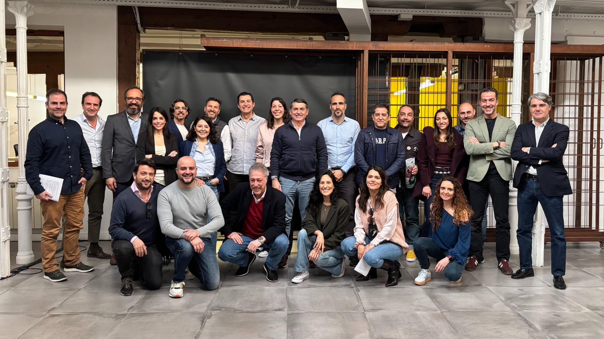 Skiller Academy tweet media