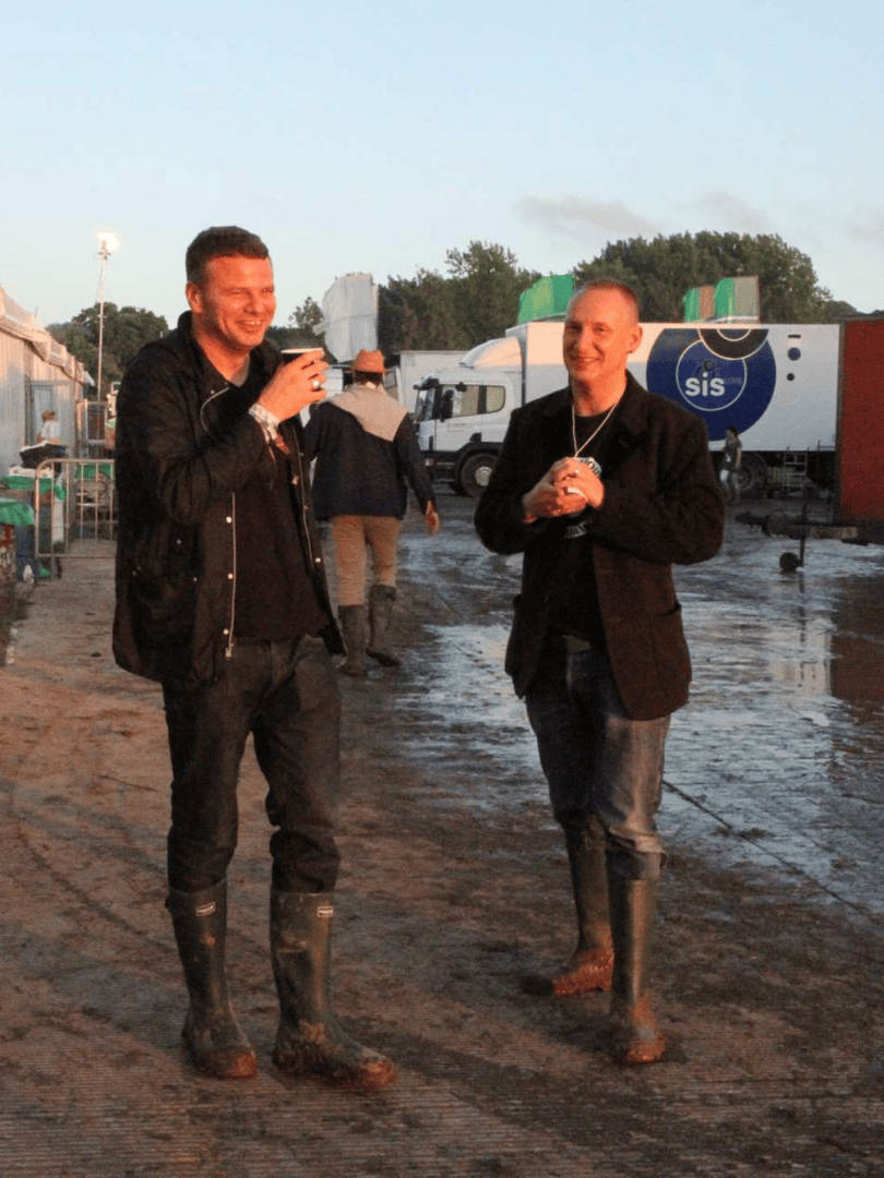 orbitalband's tweet image. Steel, fire and circuitry 🔥

We thought we would try playing Arcadia stage. 
By all accounts it went pretty well... 

Actually it was awesome!

@Glastonbury (2011)

#orbital #glastonbury #ontour #archive