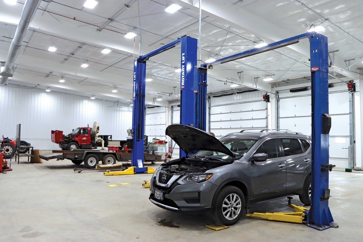 clearspanfs's tweet photo. If there’s one industry that values efficiency above all, it’s the automotive field. In this ClearSpan blog, we explain how steel frame structures offer a superior automotive building, helping operations work faster, reduce costs and protect their assets.

https://t.co/a78oa5Xm4w https://t.co/vcUPUOw7LE