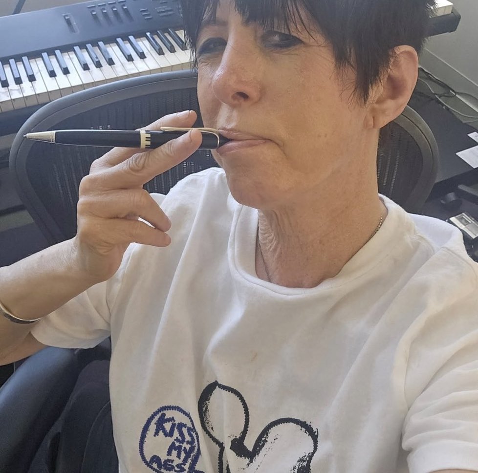 Diane Warren sobre sua 17ª derrota consecutiva no #Oscars:

“Ok, bora pra próxima música!”