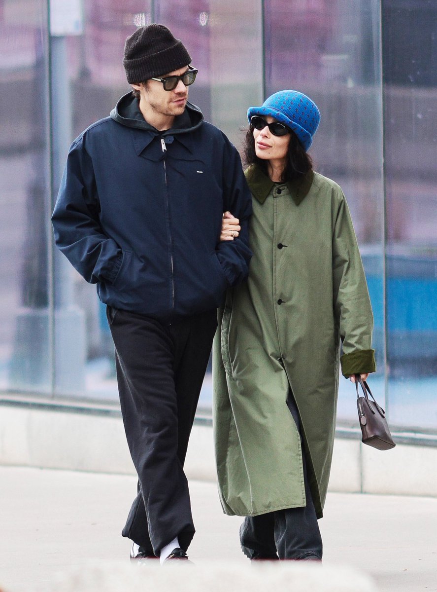 HS Candids tweet media