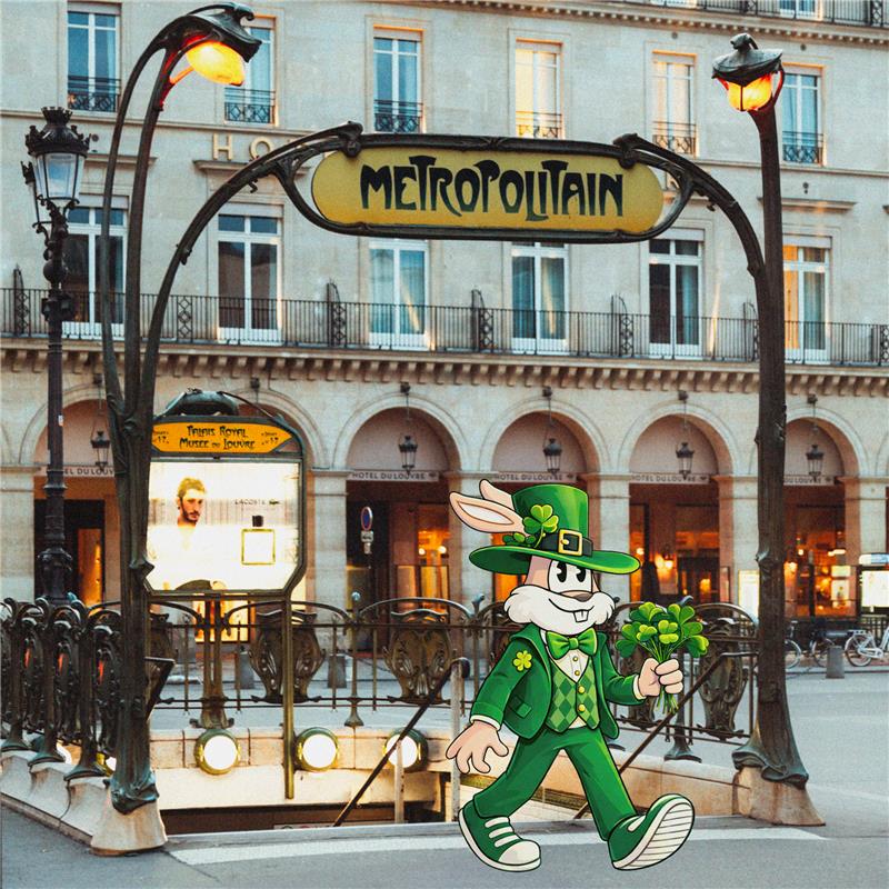 SergeLapinRATP's tweet photo. Aujourd’hui, je célèbre la #SaintPatrick en me mettant au vert 💚 
Je profite de cette fête pour découvrir la culture irlandaise : le trèfle, symbole de chance et associé à l'Irlande, est devenu l'uns des emblèmes de cette tradition ! 🍀
#Sergelelapin #RATP #SaintPatricksDay https://t.co/UEybscJsJx