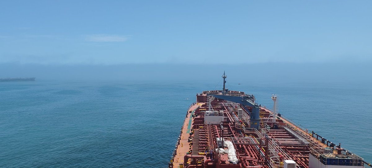 CAPT. PARA8OLIC TOBLERONE tweet media