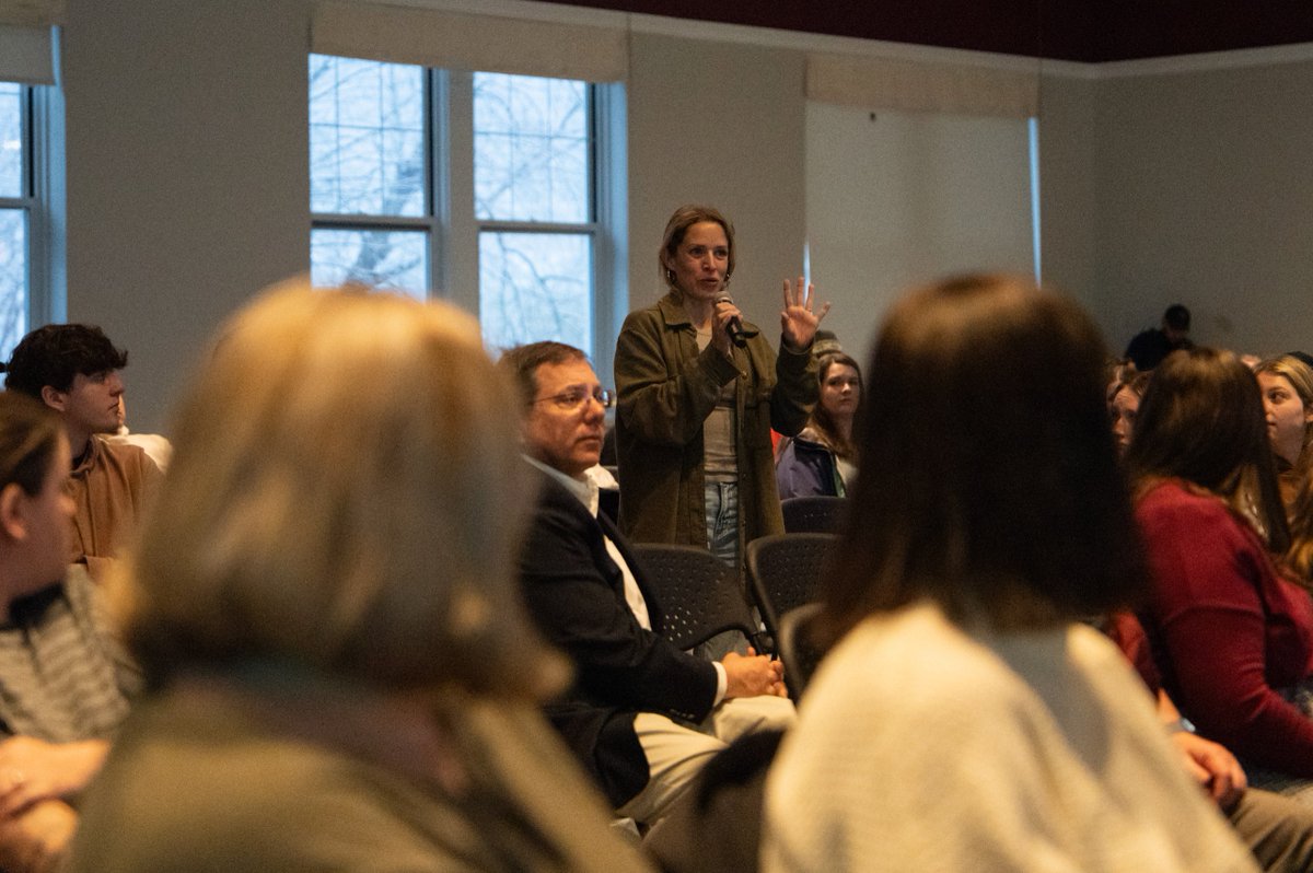 FairmontState's tweet image. Thank you to everyone who helped us welcome the Gabby Petito Foundation to campus last night (even in the snow!) 💜❄️ Thank you, Tara and Nichole, for sharing Gabby's story with us! 

#FairmontState #GabbyPetitoFoundation