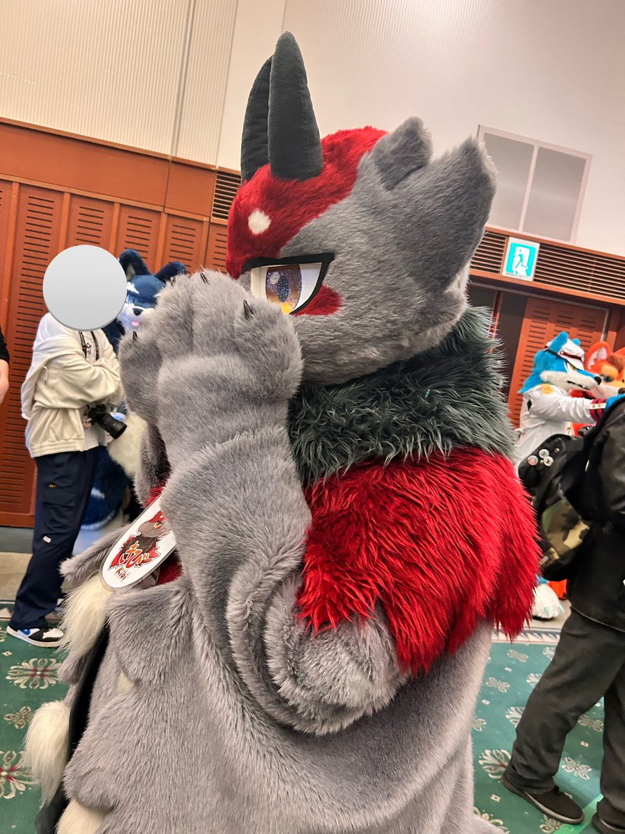 てとら tweet media