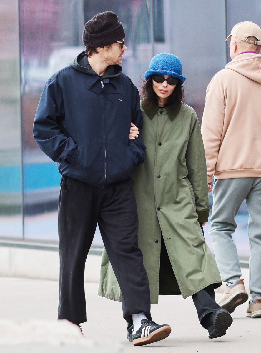 HS Candids tweet media