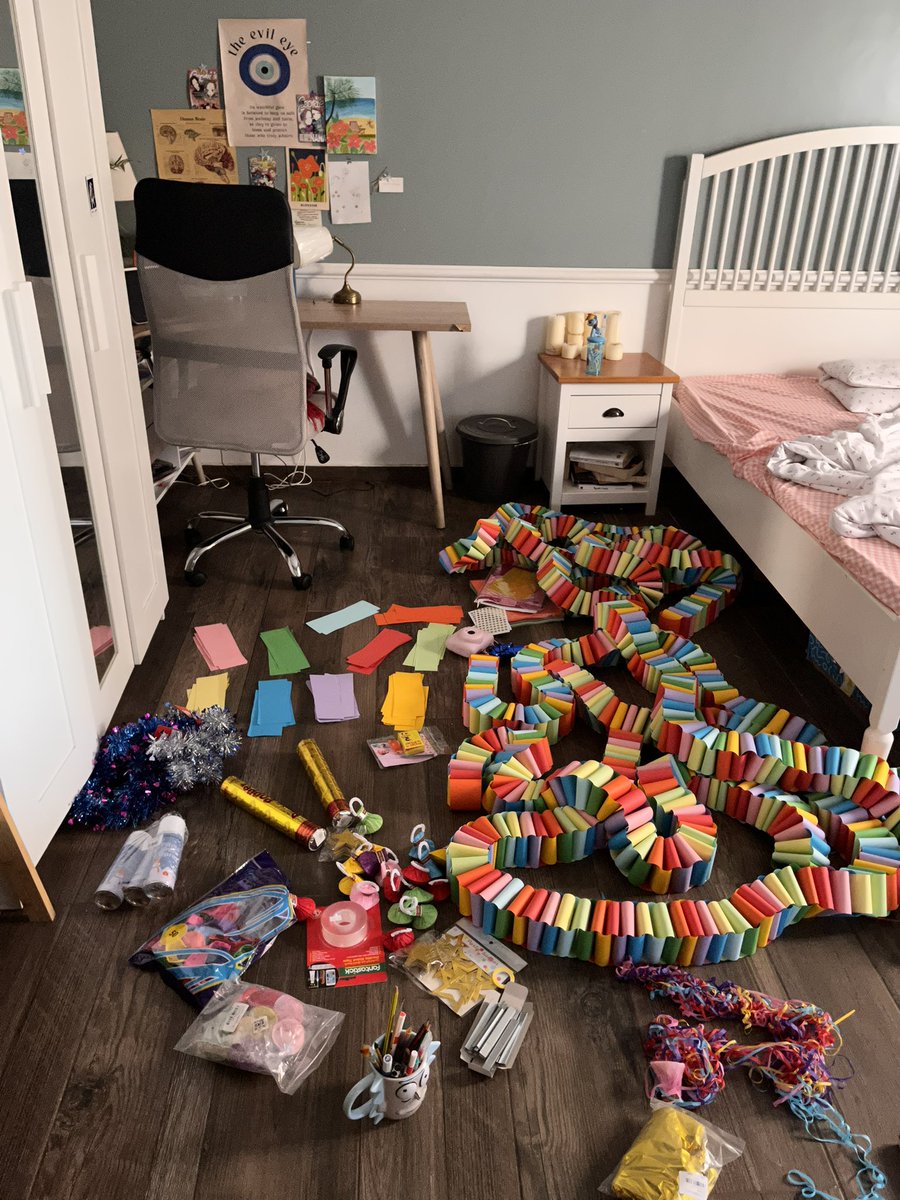 It’s Sheldon Cooper tweet media