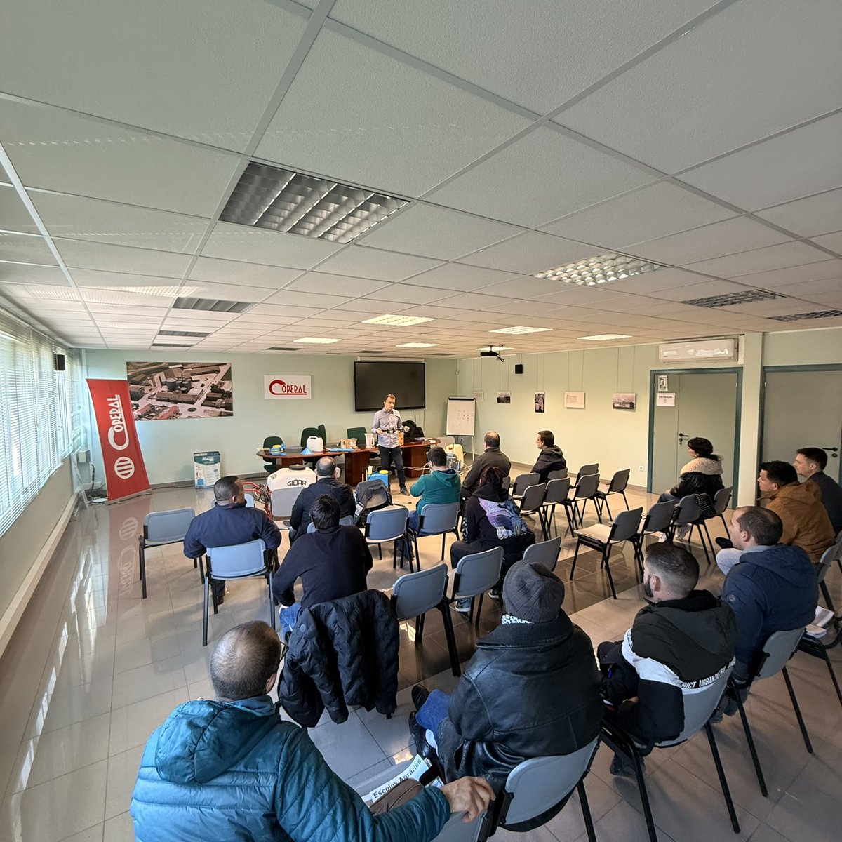 Escola Agrària de Tàrrega tweet media