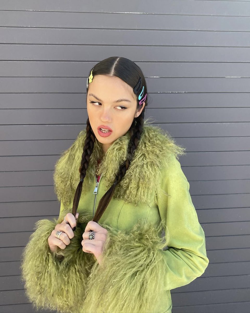 olivia’s livies 🩷 tweet media