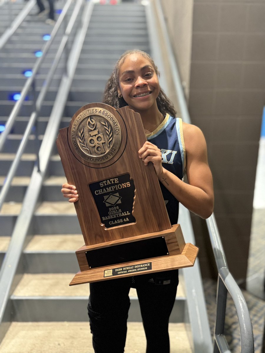 Randi Stewart tweet media