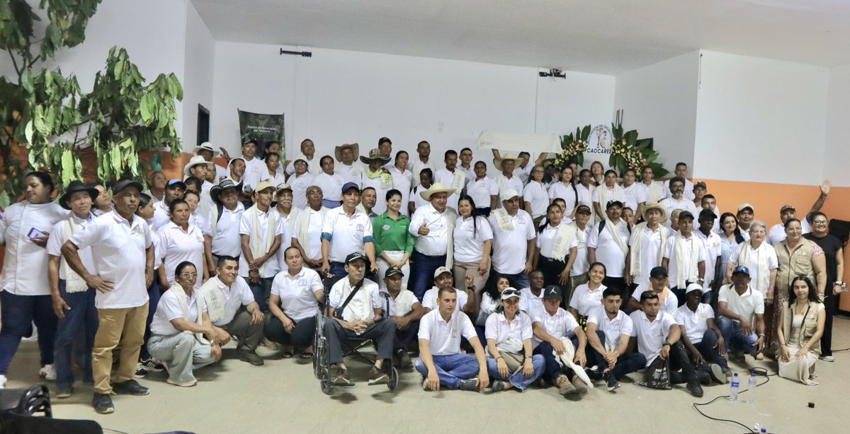MisionONUCol's tweet photo. En esta iniciativa se destaca la participación comunitaria y el compromiso de las asociaciones con el proyecto, el acompañamiento técnico de @FAO_Colombia y la articulación con @SENAComunica, @cia_chocolates, @ICACOLOMBIA y @GobAntioquia. https://t.co/t2Abm3uoxY