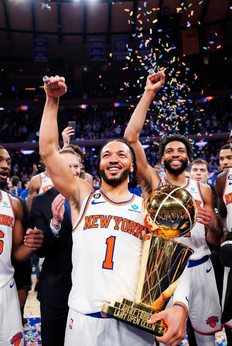 Saunders tweet media