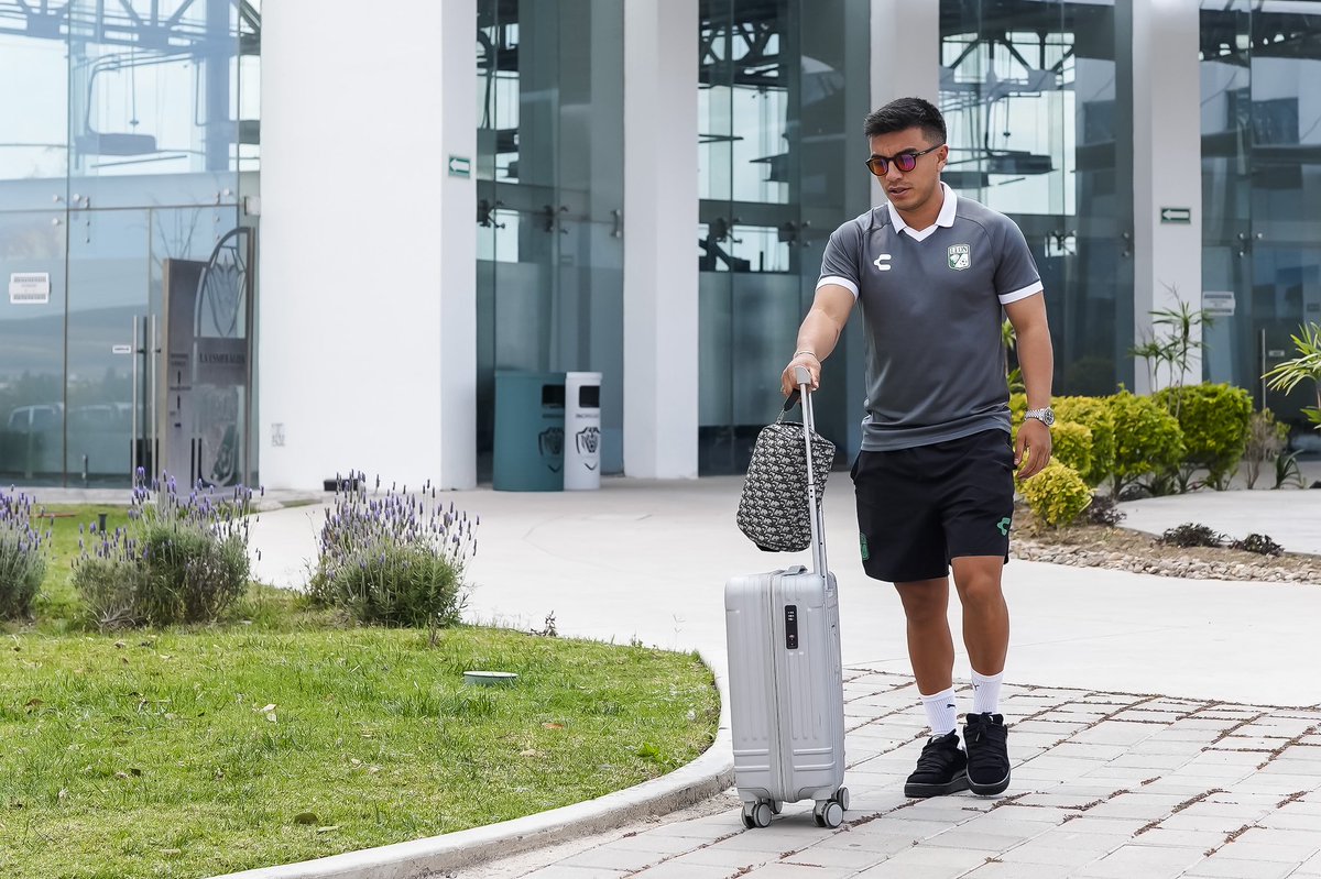 Club León tweet media