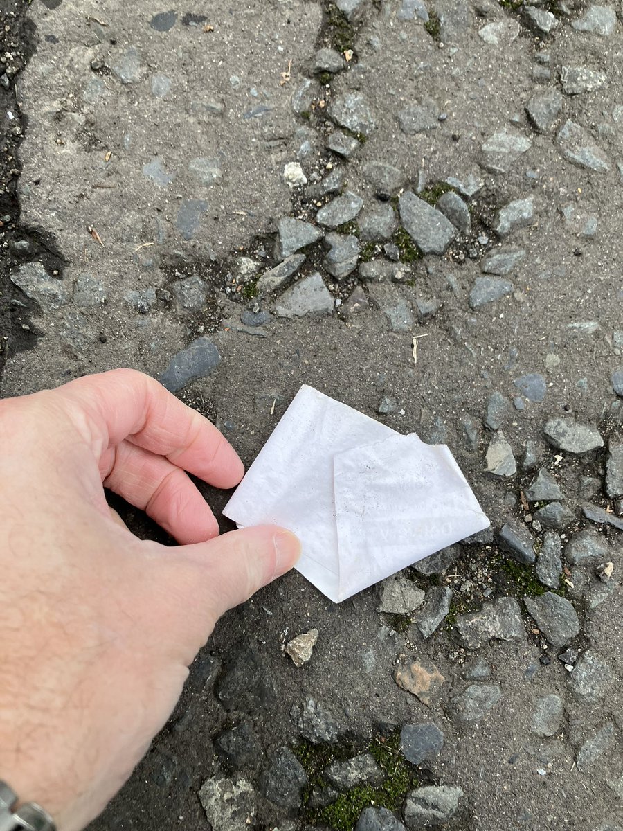 @_pickuplitter tweet media