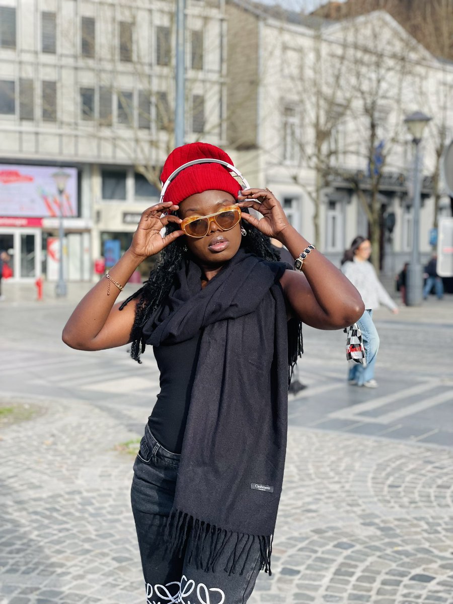 Mariusca la Slameuse🇨🇬 tweet media