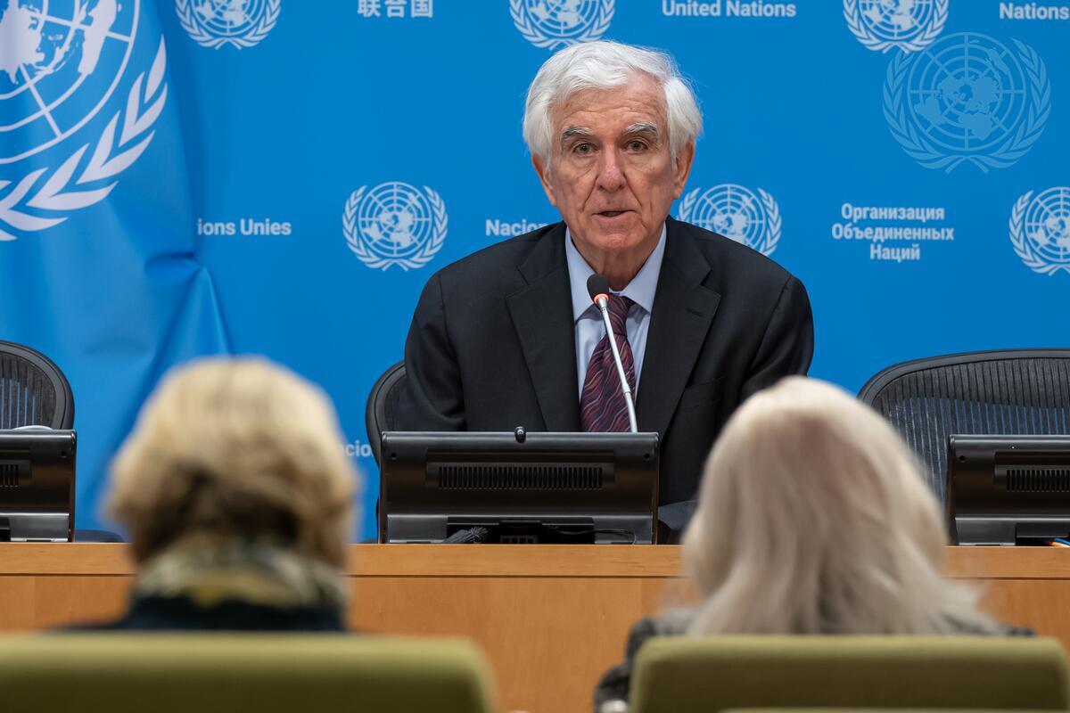 BINUH_UN's tweet photo. Conférence de presse de l’expert indépendant sur la situation des droits de l’homme en Haïti, William O’Neill, le 16 mars au siège de l’ONU à New York, à l’issue de sa visite en Haïti.
https://t.co/ZWvZXixFtp https://t.co/u9HsGXkymi