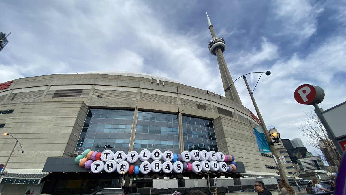 jayde⸆⸉❤️‍🔥 is still at TAYRONTO tweet media