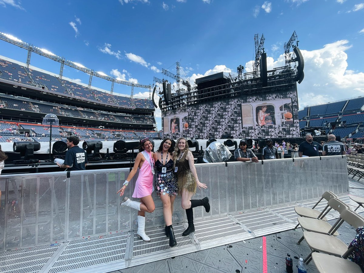 riley⸆⸉💫❤️🔥 tweet media