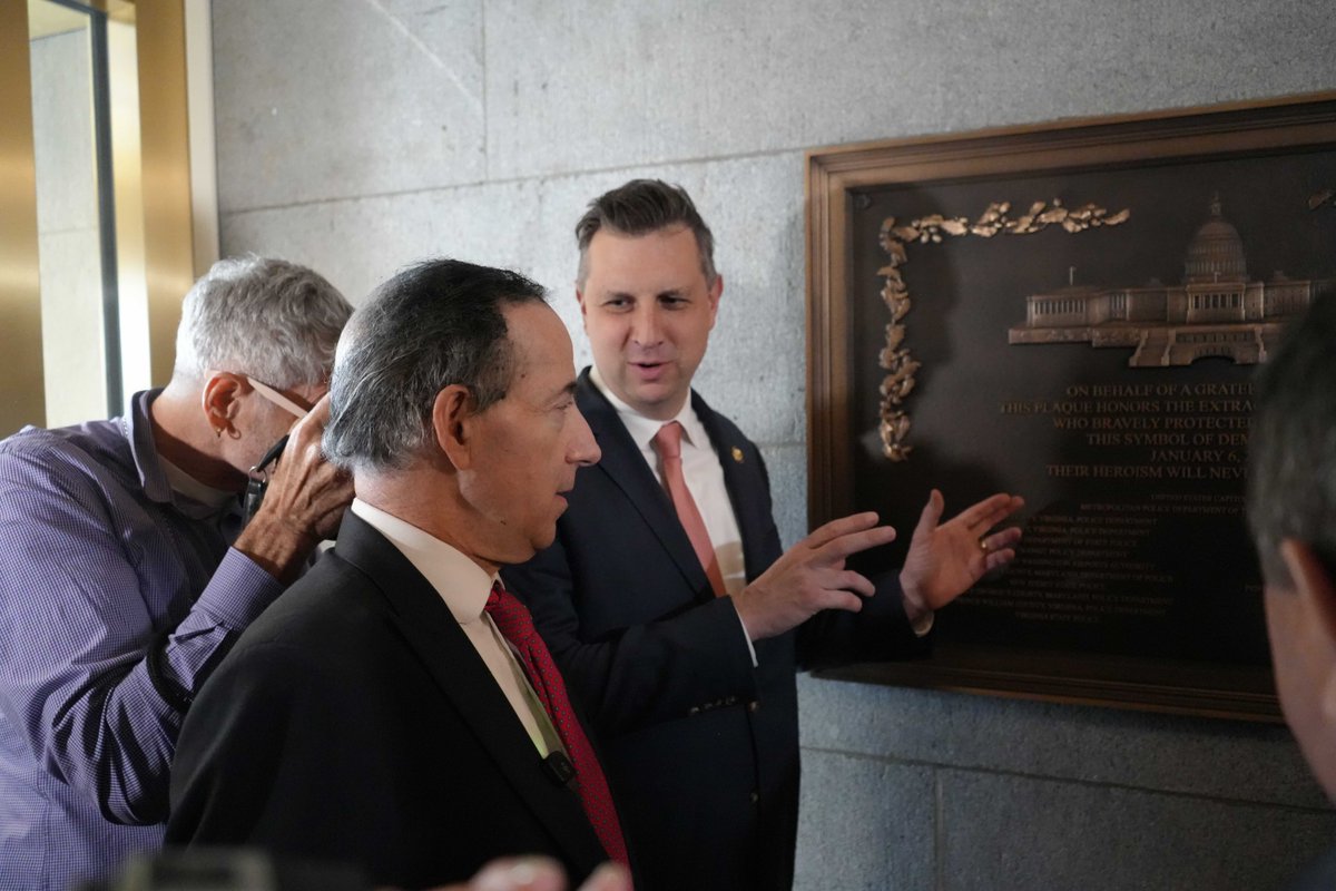 Congressman Seth Magaziner tweet media