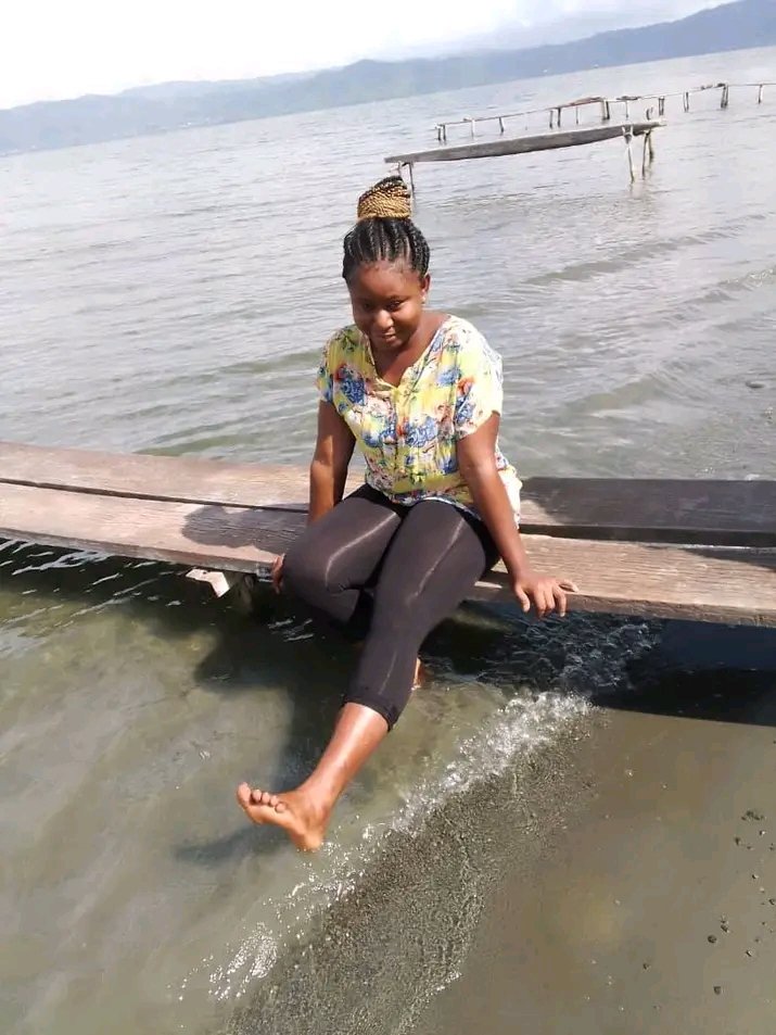 Hi, My name is Nana Abena and this is where I live 🇬🇭🇬🇭🇬🇭💛