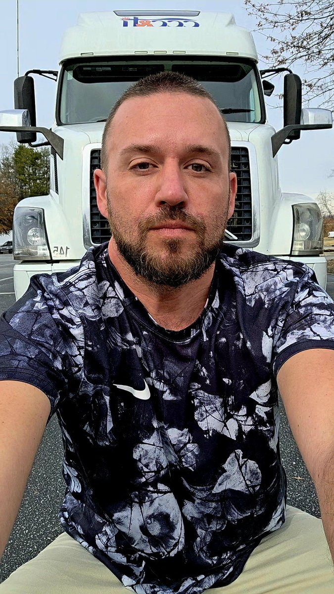 WessyBear tweet media