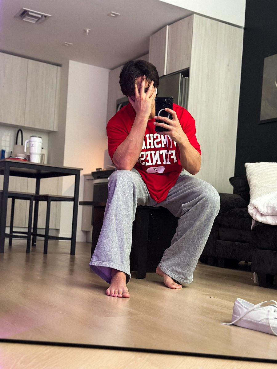 Jesselee tweet media