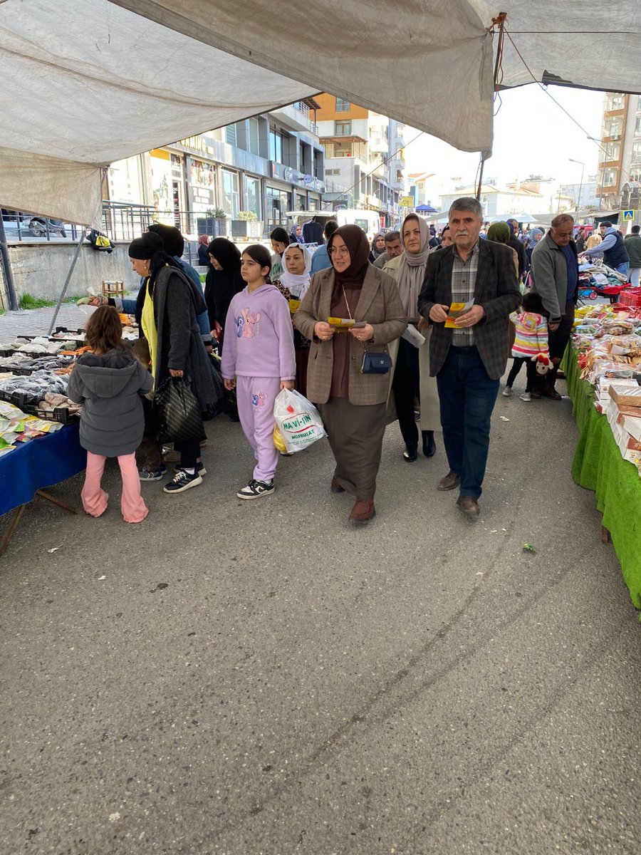 DEM PARTi Batman tweet media