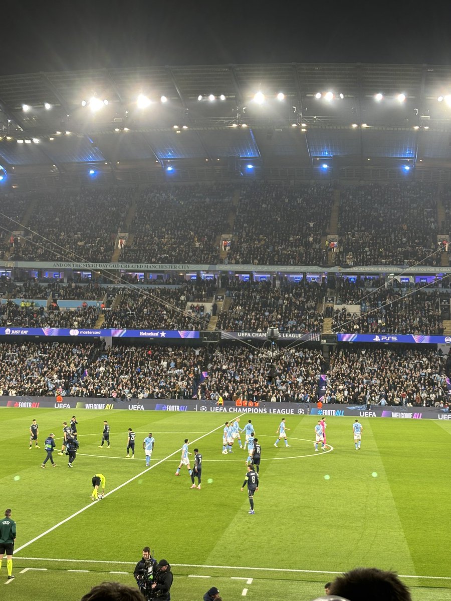 Simon Bajkowski tweet media