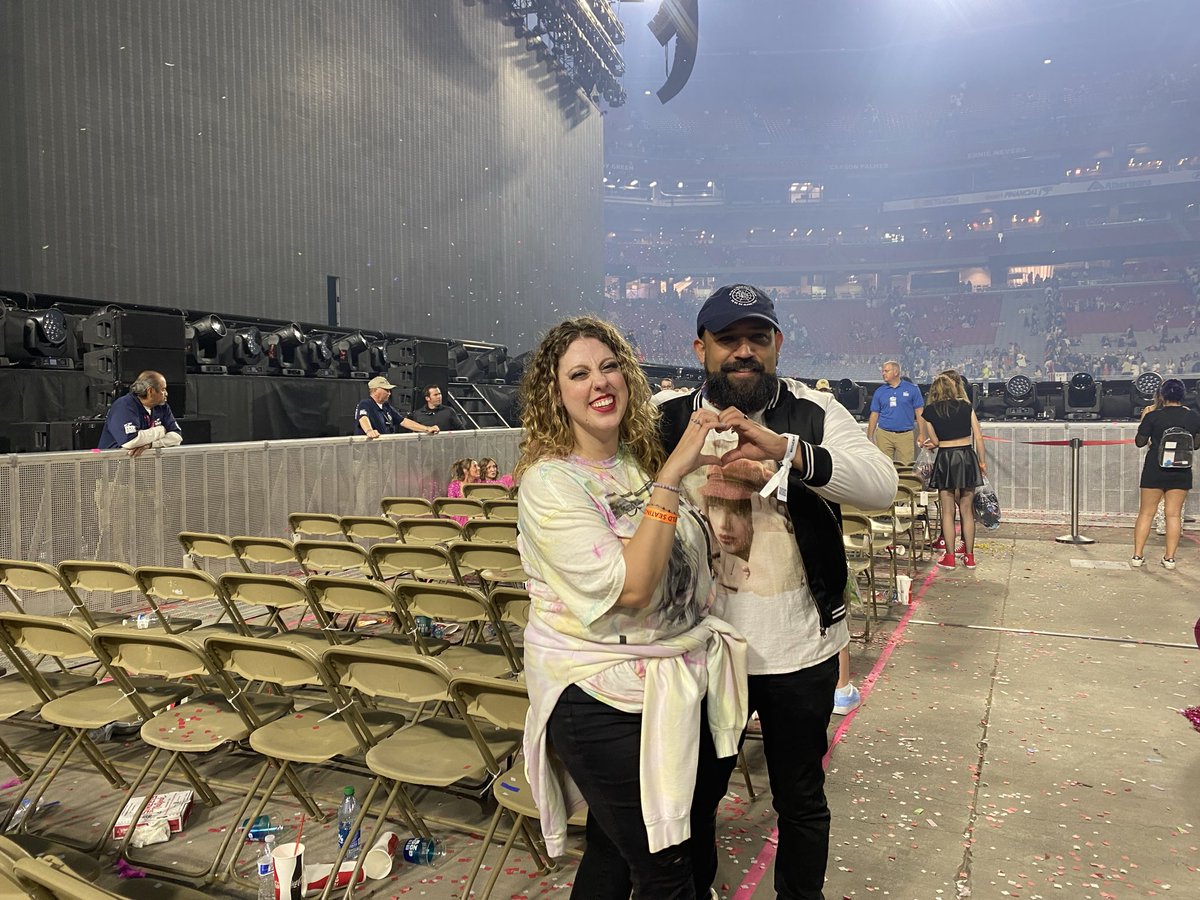 Ashley Claster ✨143TS ✨ tweet media