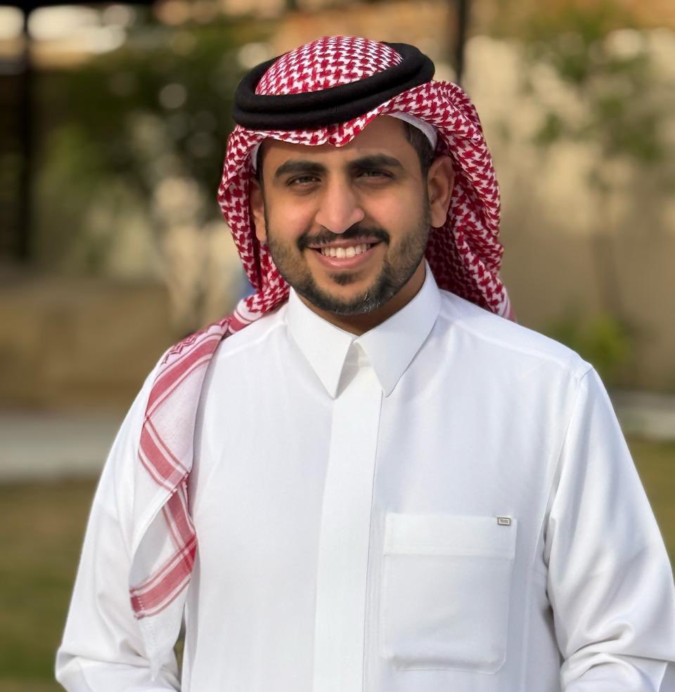 قورجس tweet media