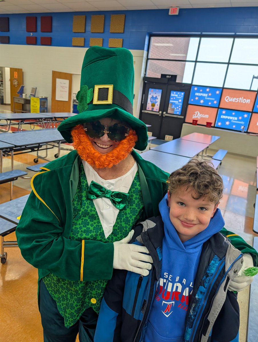 clintonmassiefalcons tweet media