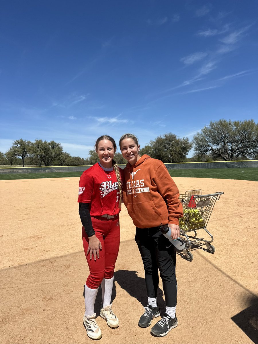 Chloe Clark tweet media